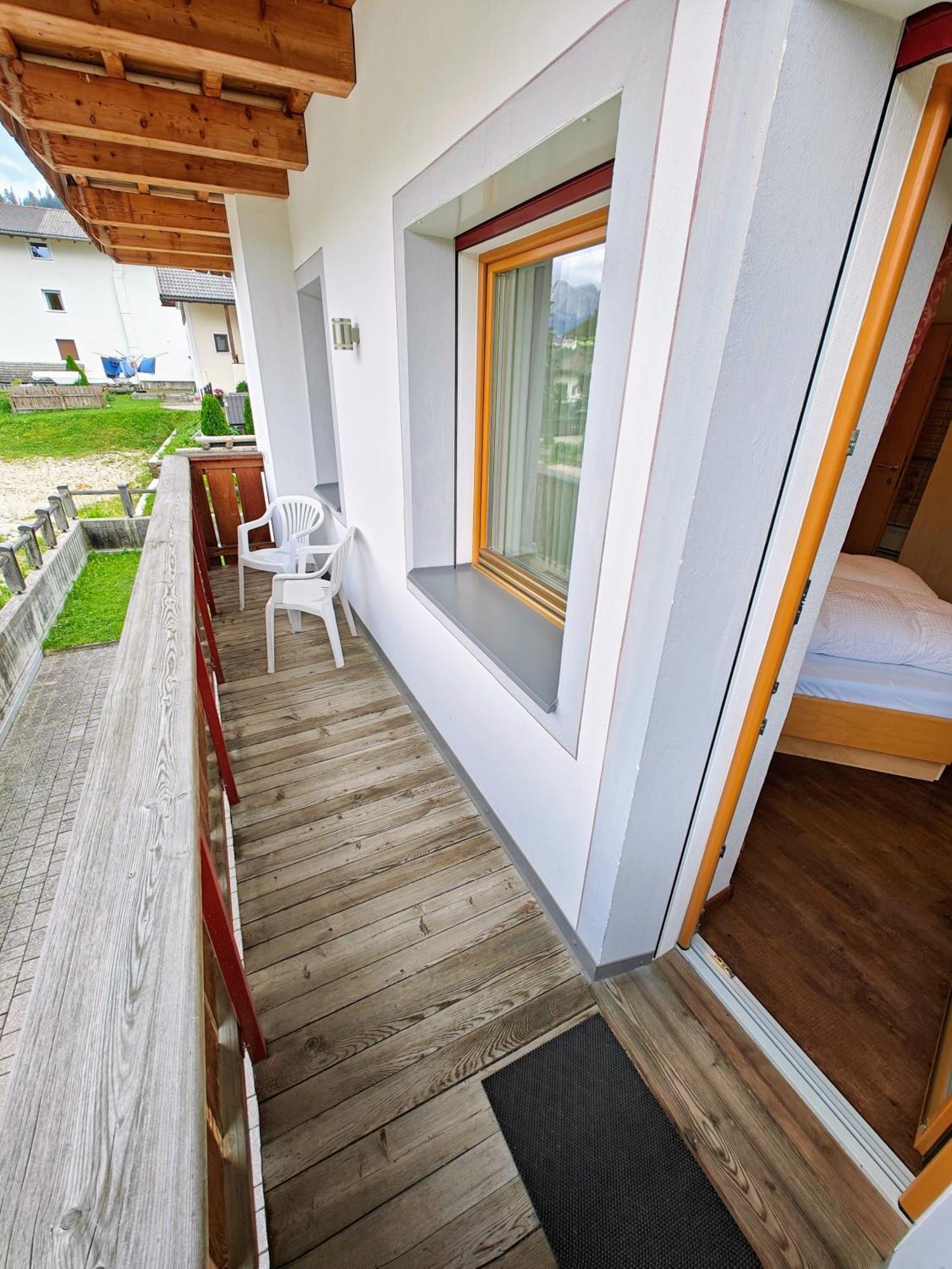 Apartments Brunella La Villa  Exteriör bild