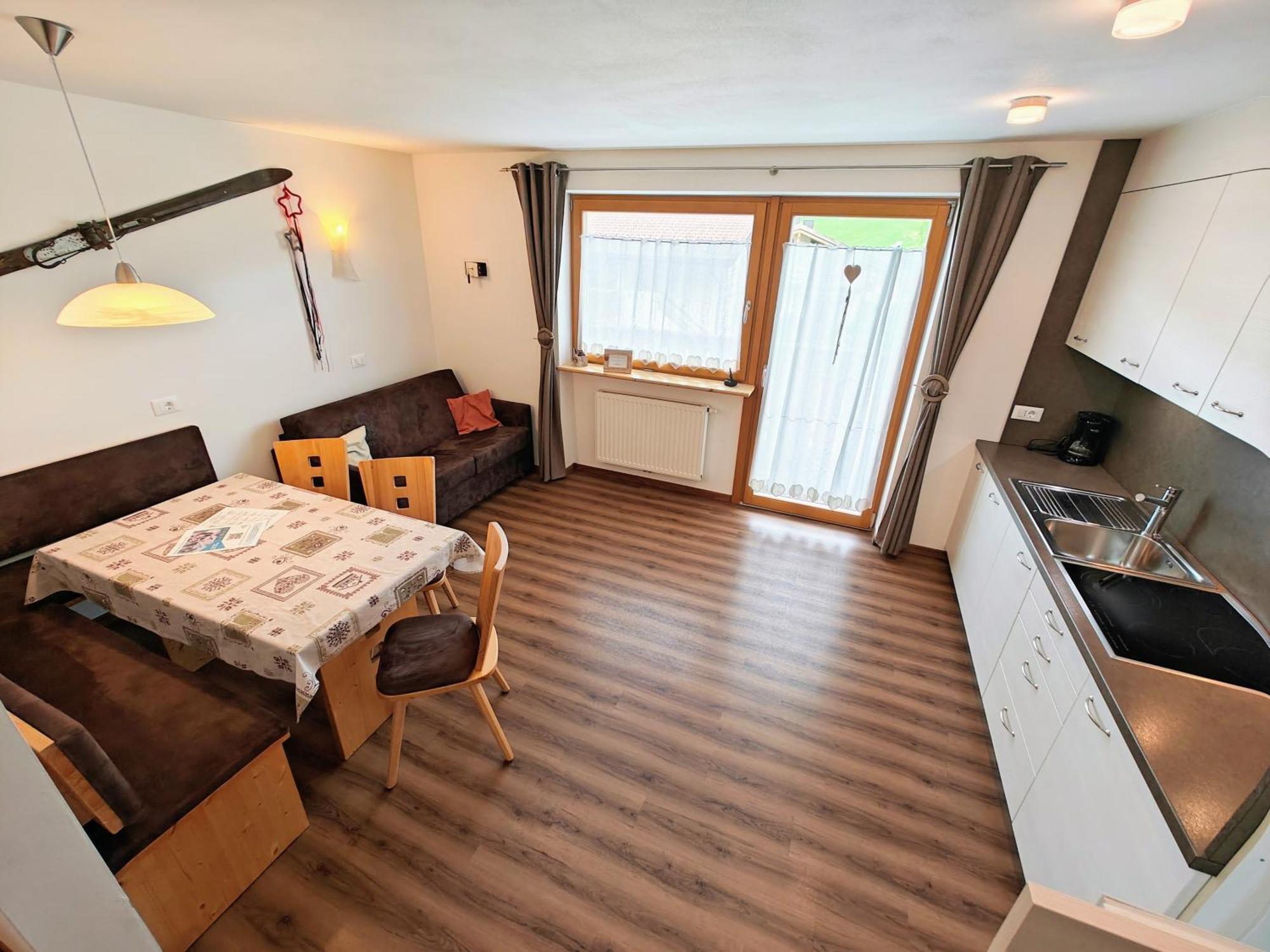 Apartments Brunella La Villa  Exteriör bild