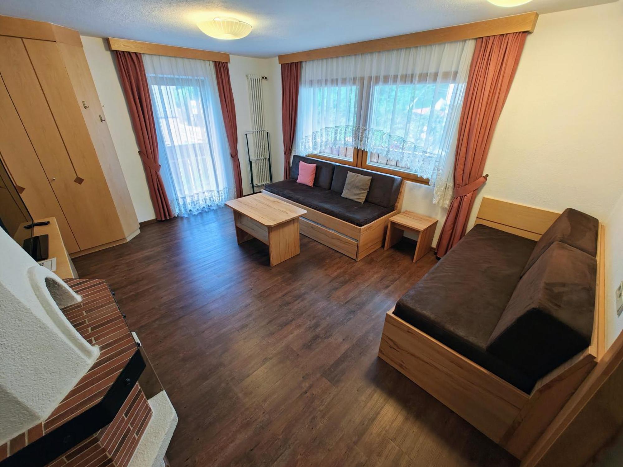 Apartments Brunella La Villa  Exteriör bild