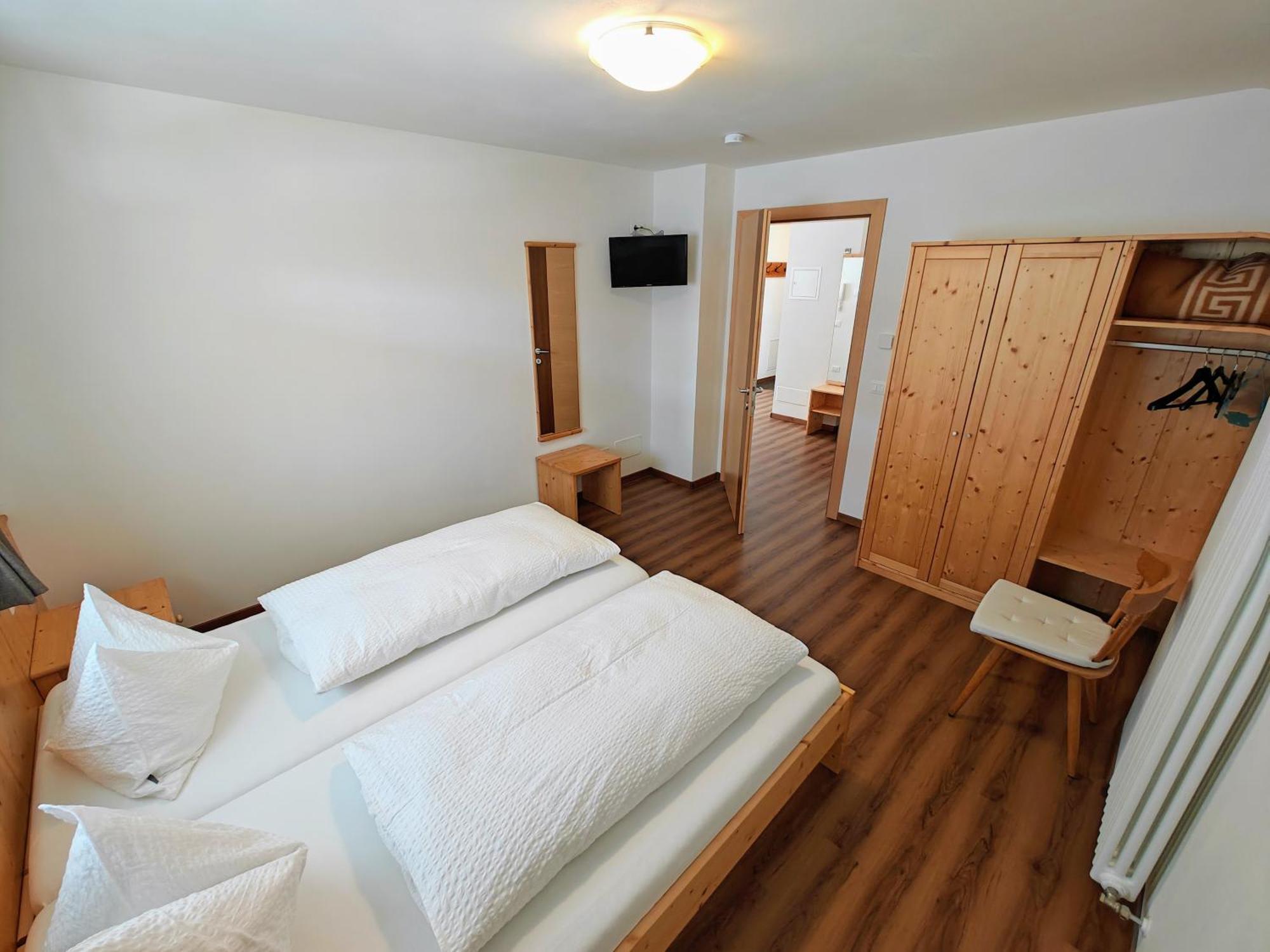 Apartments Brunella La Villa  Rum bild