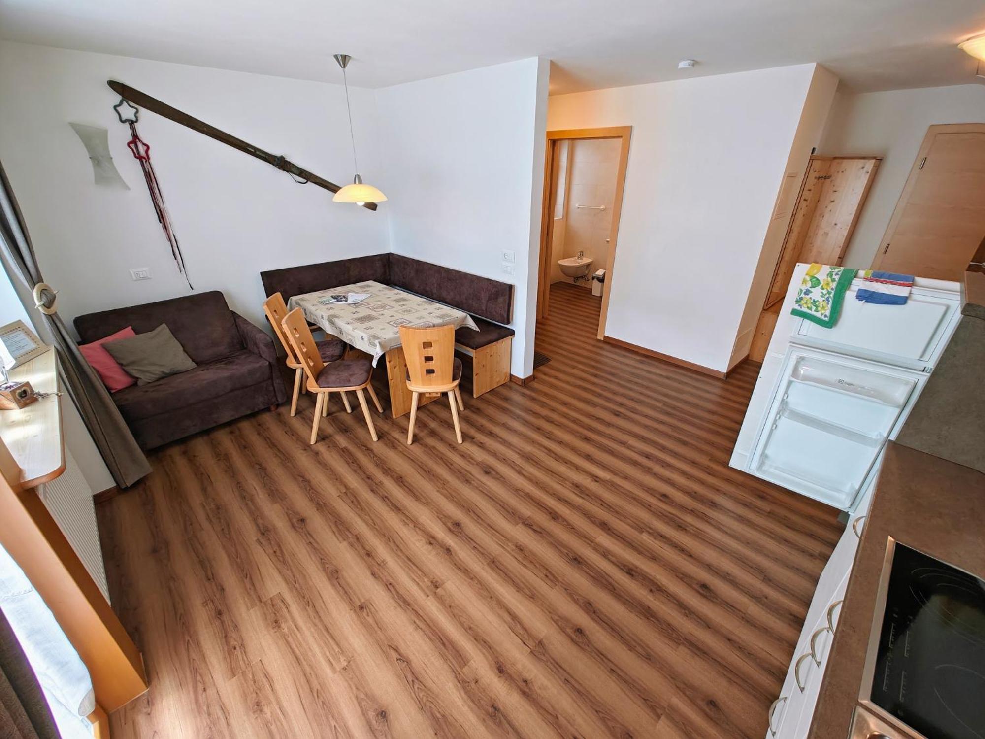 Apartments Brunella La Villa  Rum bild