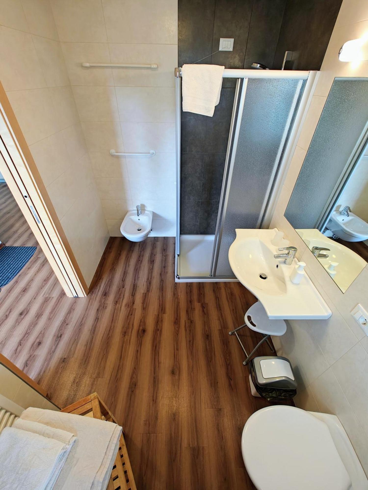 Apartments Brunella La Villa  Rum bild