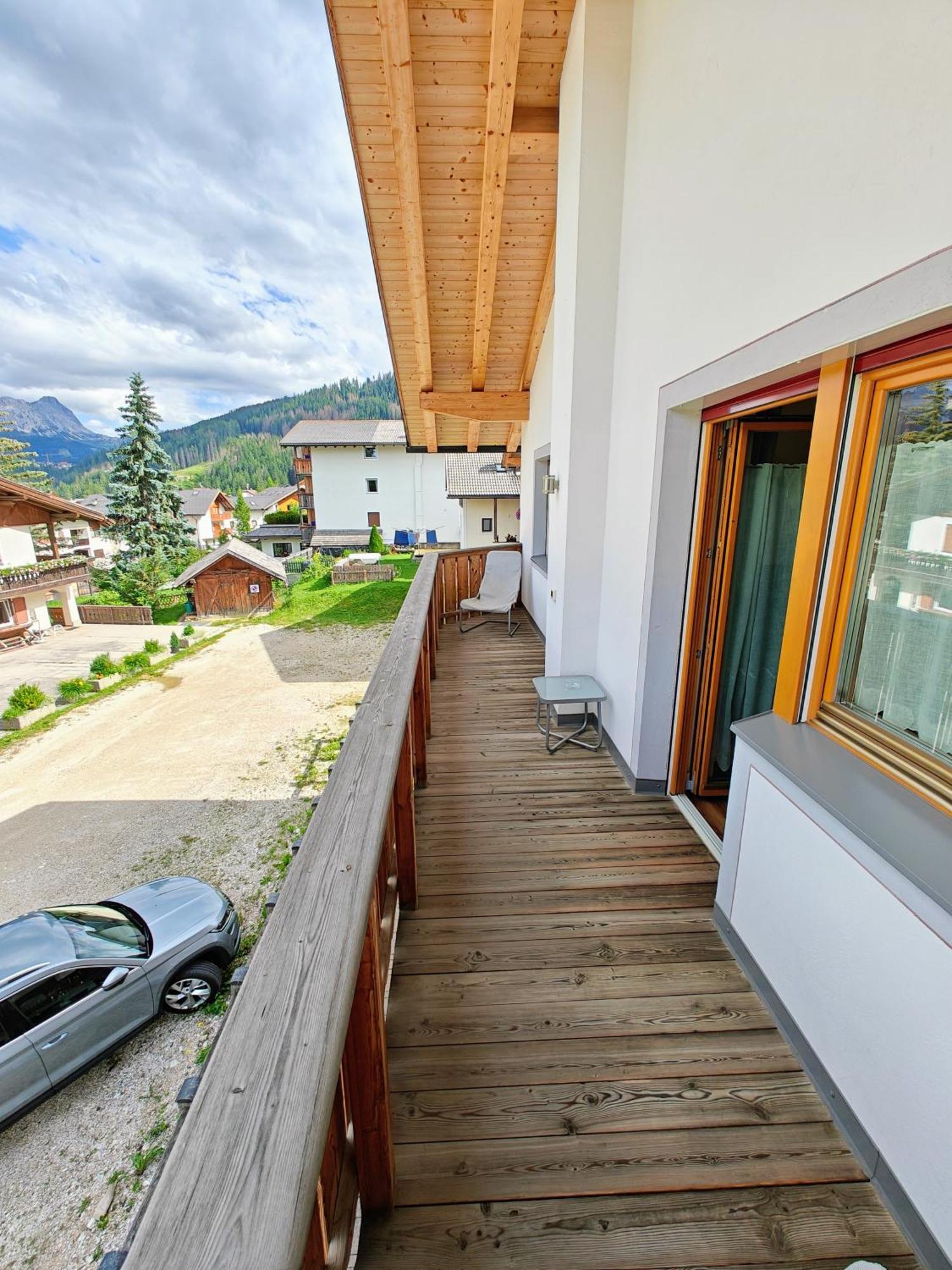 Apartments Brunella La Villa  Rum bild